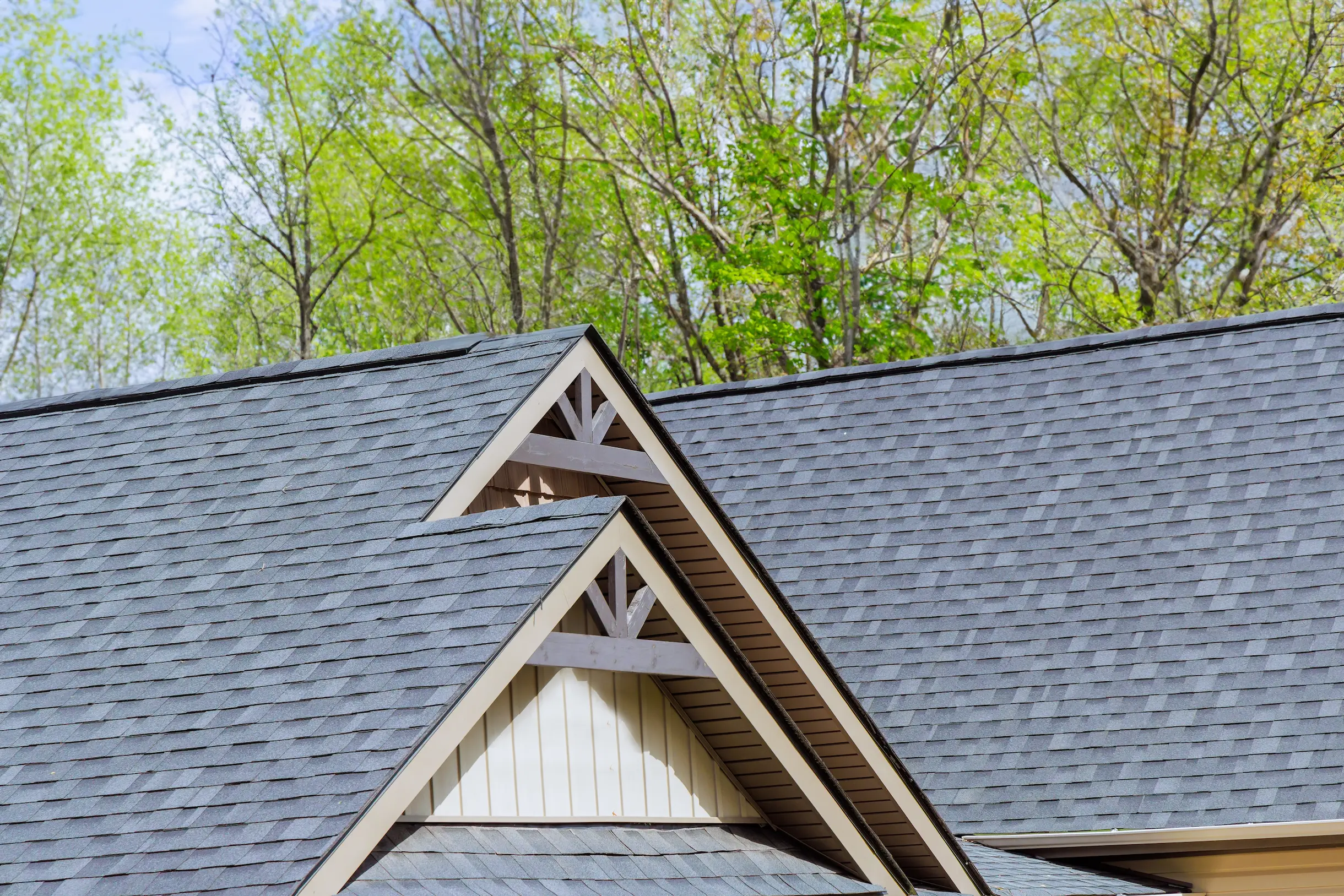 Paramount Roofing - Designer & fibreglass shingles | Calgary & Area