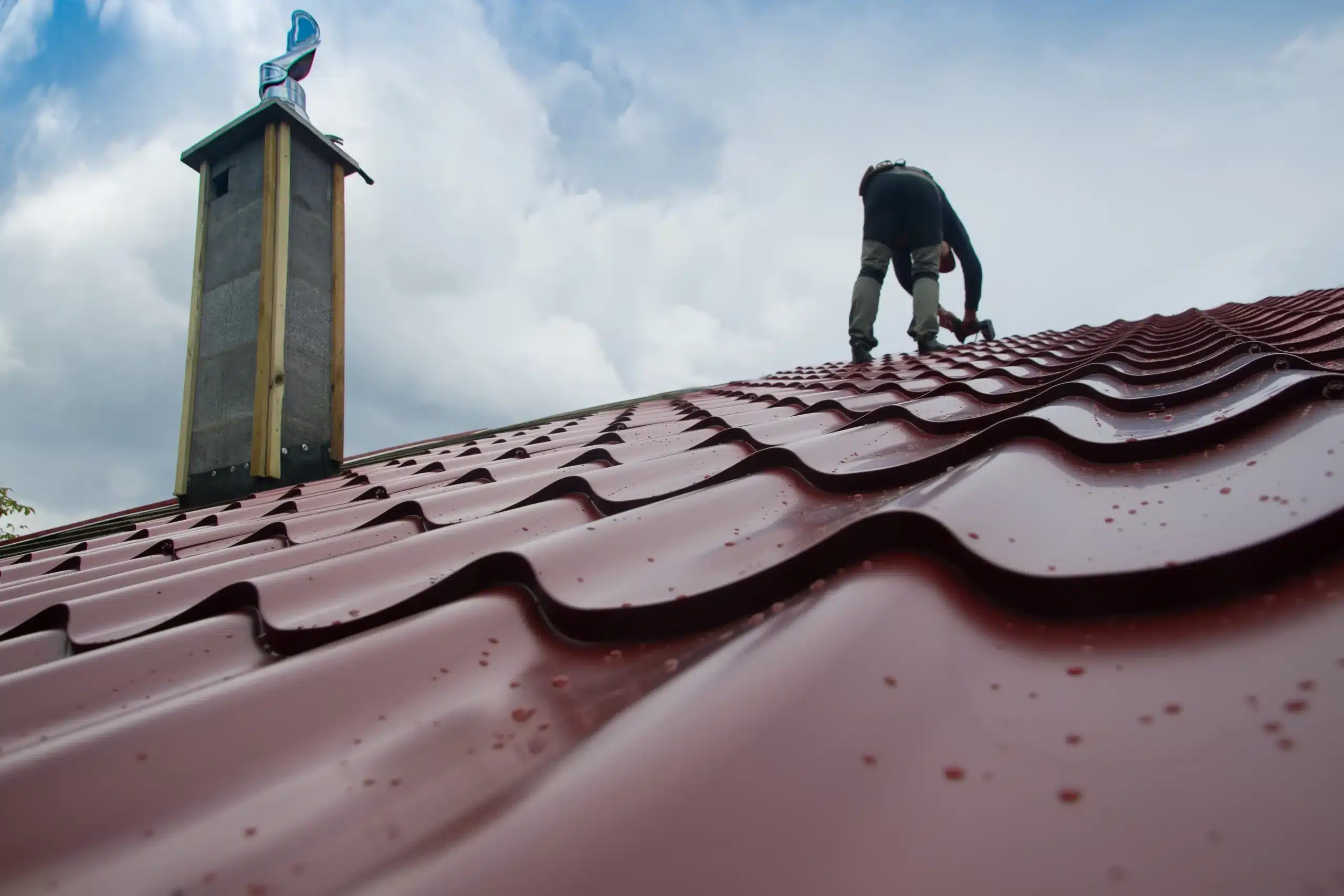 Paramount Roofing - Sloped roof maintenance | Calgary & Area
